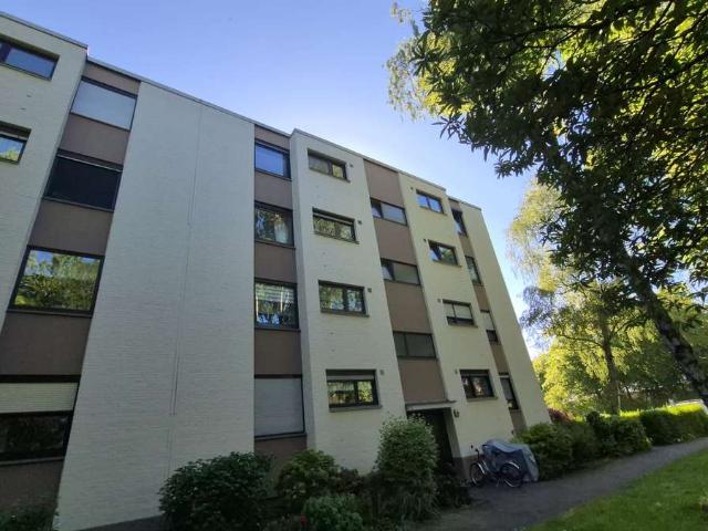 Attraktive 3 Zimmer Wohnung mit Balkon einziehen oder direkt vermieten