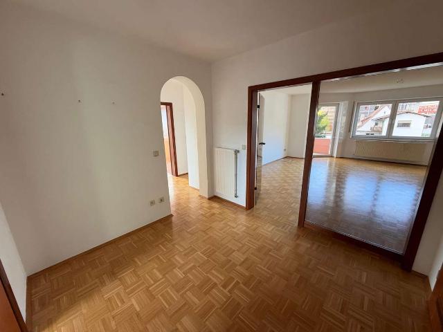 Attraktive 3 Zimmer Wohnung mit Balkon, Garage und Stellplatz in zentraler Lage von Rotenburg