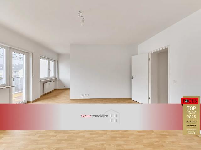 Attraktive, 3 Zimmer Wohnung mit Balkon in Schwetzingen
