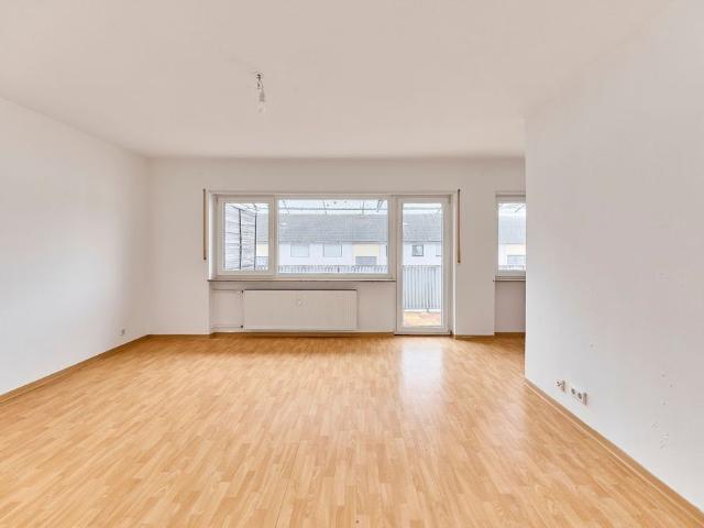 Attraktive, 3 Zimmer Wohnung mit Balkon in Schwetzingen