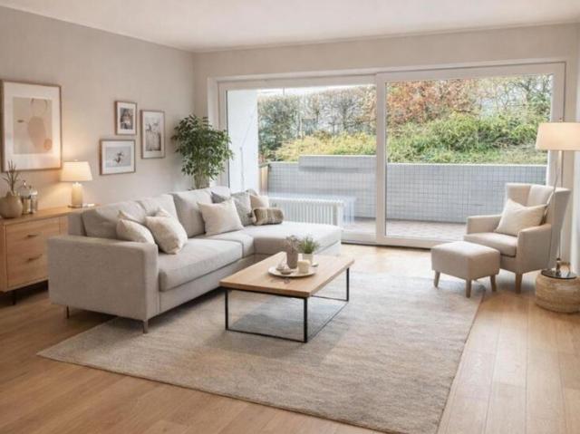 Attraktive 3 Zimmer Wohnung mit Balkon, Keller und Pkw Stellplatz Nahe Bahnhof Endersbach