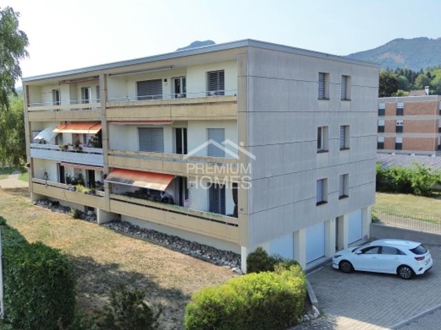 Attraktive 3½ Zimmer Wohnung mit Gemeinschaftspool