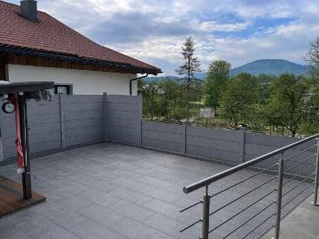 Attraktive 3 Zimmer Wohnung mit großer Dachterasse in Niederndorf