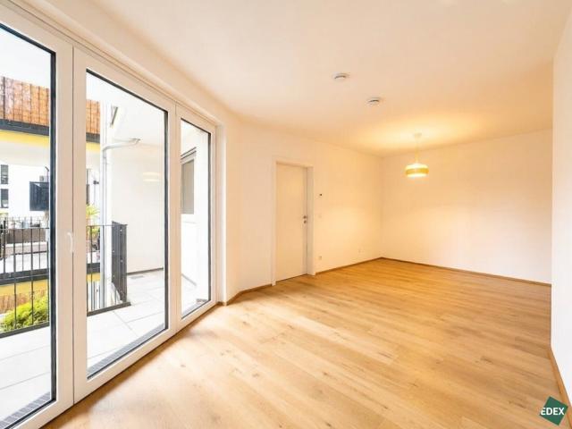 Attraktive 3 Zimmer Wohnung mit Loggia direkt bei der U3