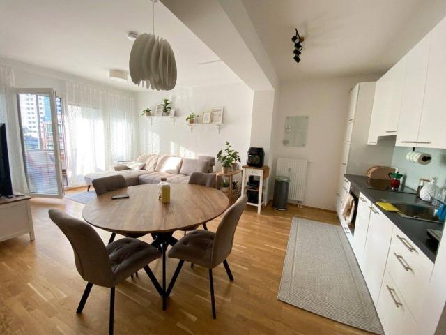 Attraktive 3 Zimmer Wohnung mit Loggia – Donaunähe & fußläufig ins Zentrum