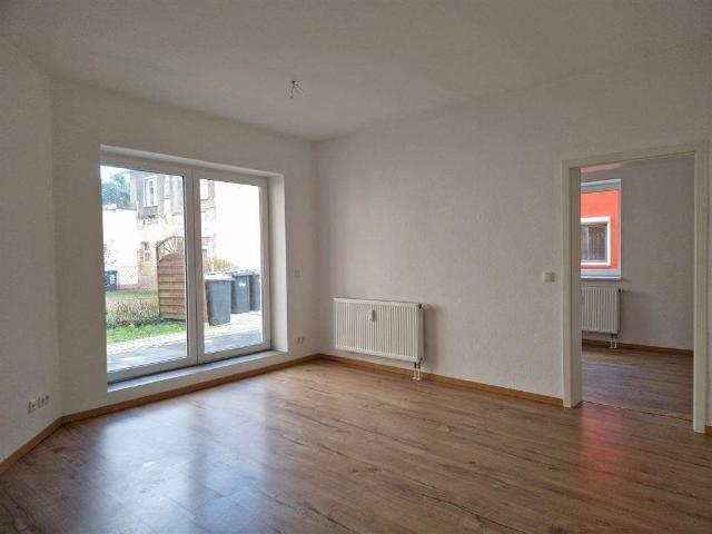 Attraktive 3 Zimmer Wohnung mit Terrasse und Tageslichtbad in Pegau!