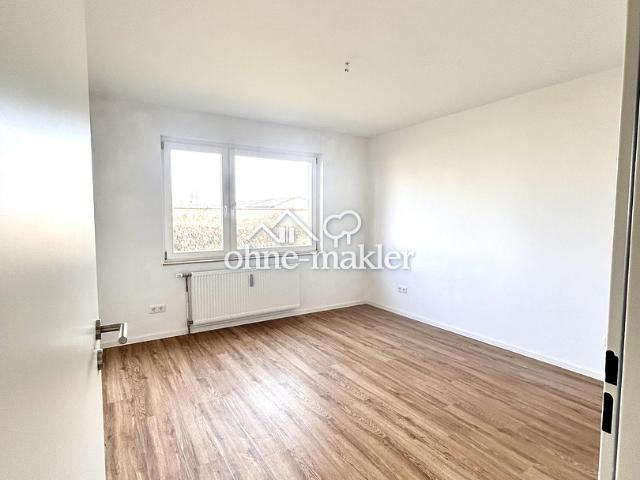 Attraktive 3 Zimmer Wohnung mit WG Potenzial und guter Anbindung