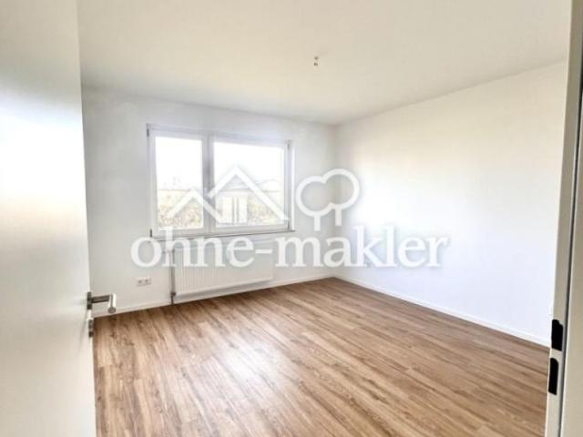 Attraktive 3 Zimmer Wohnung mit WG Potenzial und guter Anbindung