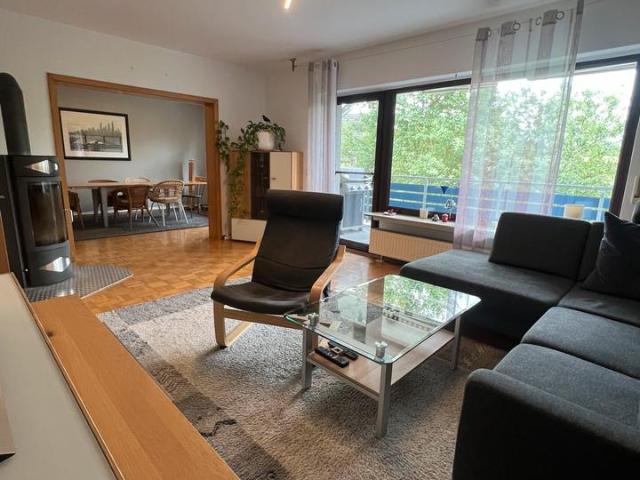 Attraktive 3 Zimmer Wohnung mit 92 qm und eigener Garage