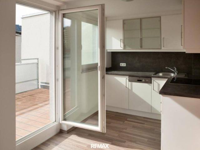 Attraktive 3 Zimmerwohnung ideal für 3er WG