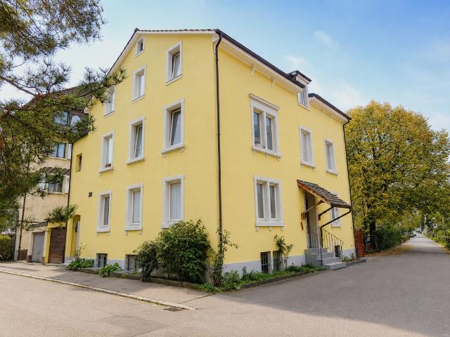 Attraktive 3 Zimmerwohnung im 1. OG unmittelbar von Basel Binningen/Dorenbach