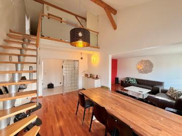 Attraktive 4.5 Zi. Maisonette mit Balkon & Garagenbox