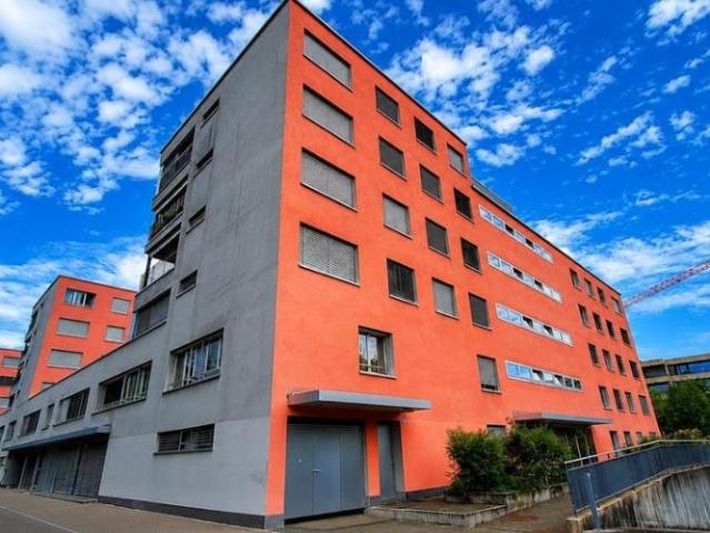 Attraktive 4.5 Zimmerwohnung in Zürich Oerlikon