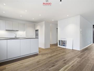 Attraktive 4.5 Zimmer Neubau Wohnung mit modernem Komfort