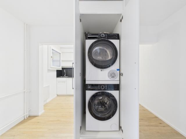 Attraktive 4.5 Zimmer Wohnung mit Waschturm & Parkplatz