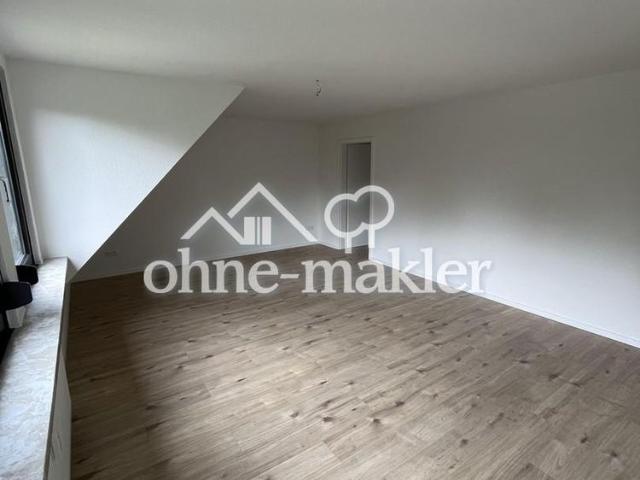 Attraktive 4,5 Zimmer Wohnung mit viel Tageslicht in Oberhausen Altstadt