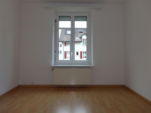 Attraktive 4 Zimmer Wohnung in Winterthur Wülflingen