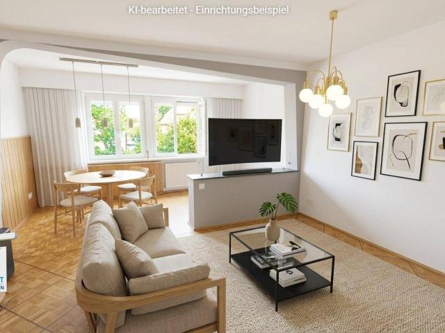 Attraktive 4 Zimmer Wohnung mit Balkon, Carport und großem Keller