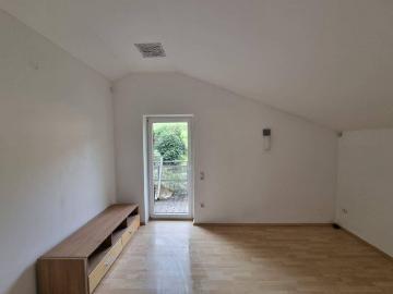Wohnung zur Miete in 6404 - Keller, Balkon