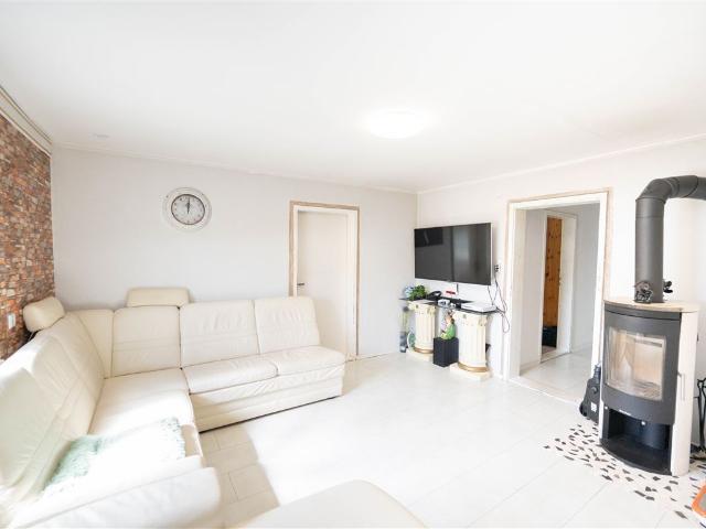 Attraktive 4 Zimmer Wohnung mit Einbauküche und Stellplatz in Vöhringen