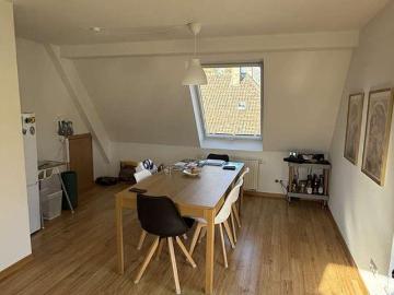 Attraktive 4. Zimmer Wohnung mit Garagenstellplatz in ruhiger Wohnlage