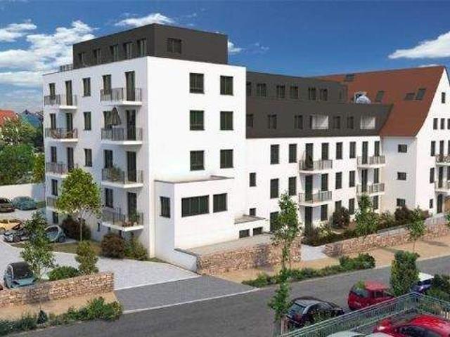 attraktive 4 Zimmerwohnung mit Balkon zu vermieten!