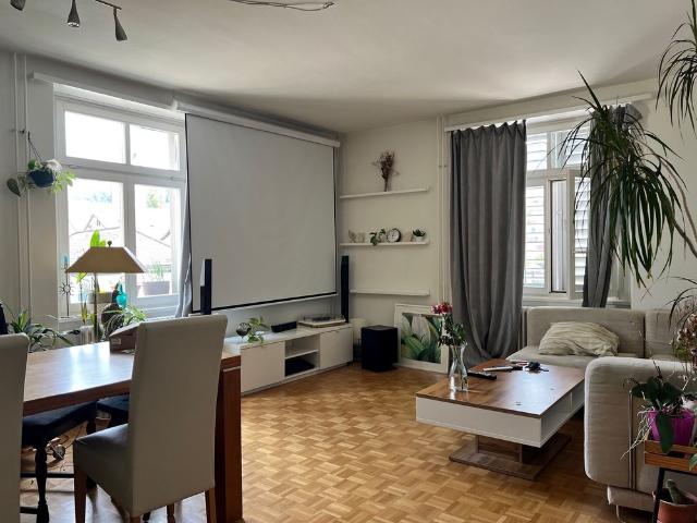 Attraktive 5 Zimmer Wohnung in Wald!