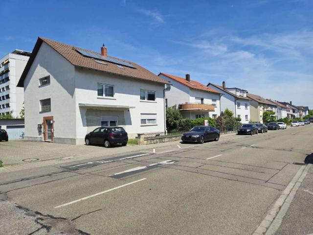 Attraktives 5 Familienhaus in Stutensee Büchig Frei ab 01.11.2026