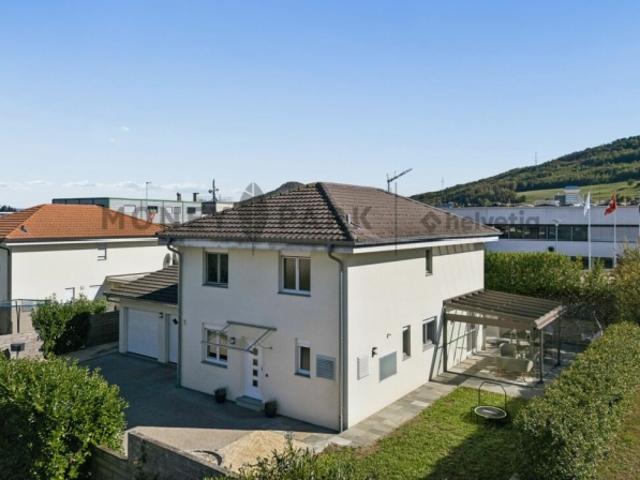 Attraktives 5.5 Zimmer Einfamilienhaus in familienfreundlicher Lage