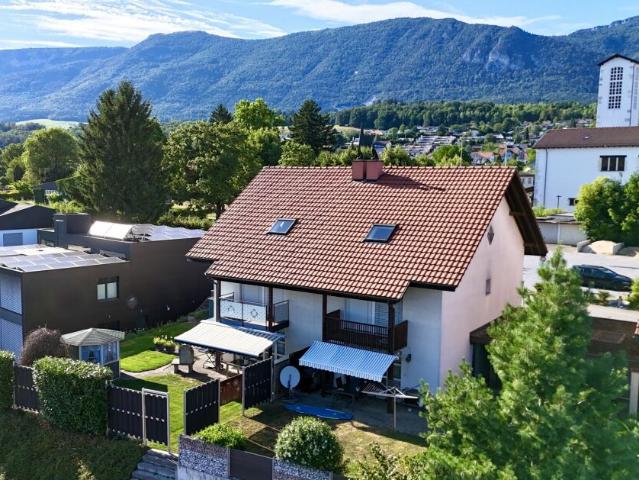 Attraktives 6.5 Zimmer Doppeleinfamilienhaus