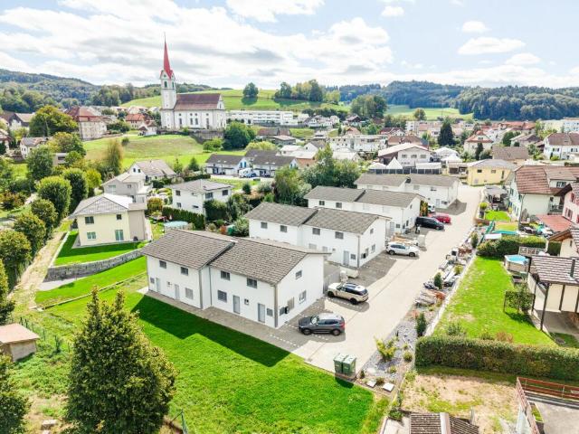 Attraktives, teilrenoviertes Doppel Einfamilienhaus in Pfaffnau