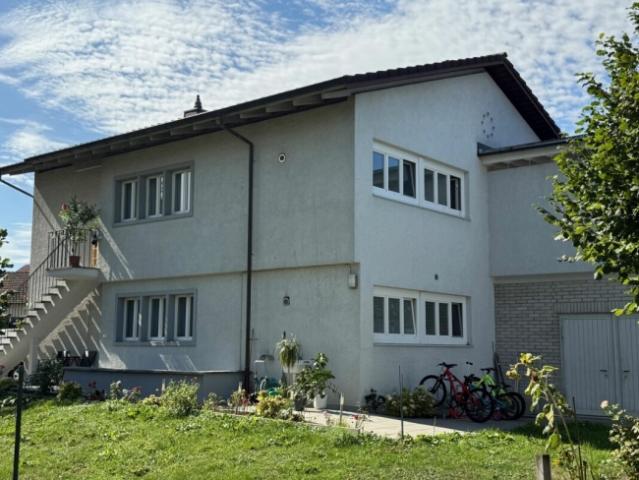 Attraktives Zweifamilienhaus in der Zone W3 VP verhandelbar