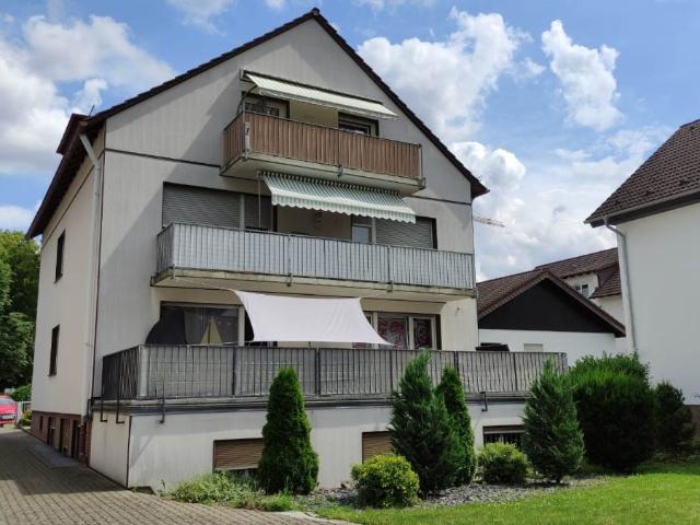 Attraktives Dreifamilienhaus mit Entwicklungspotenzial in Offenbach Bieber