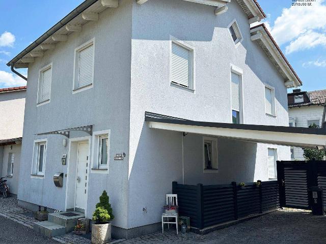 Attraktives Eckreihenhaus mit vielen Extras in Leonding
