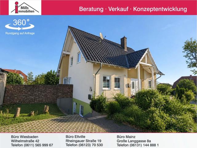 Attraktives freistehendes Einfamilienhaus mit großem Garten und Einliegerwohnung