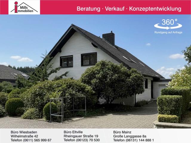 Attraktives freistehendes Einfamilienhaus mit großem Garten und Weitblick in schöner Ortsrandlage