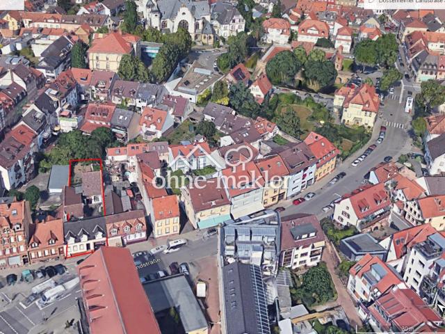 Attraktives Grundstück mit Zweifamilienhaus und umfangreichen Nebengebäuden