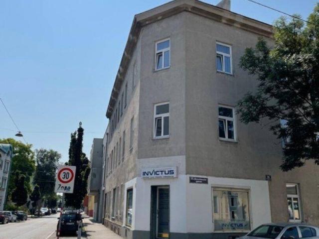 Attraktives Investment in 1220 Wien + Ertragsstarkes Zinshaus mit Entwicklungspotenzial, angrenzendem Baugrund und zusätzlichem Baupotenzial von rund 900 m²