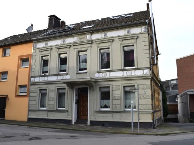 Attraktives Jugendstilhaus mit großer Dachterasse und Garten in guter Lage von Duisburg Homberg
