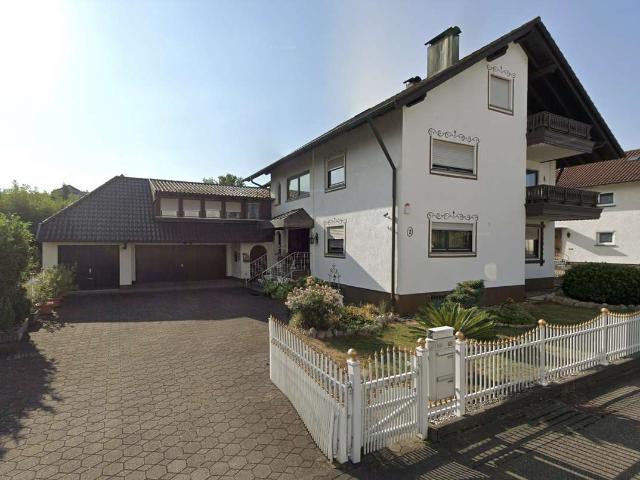 Attraktives Mehrfamilienhaus mit 4 Wohnungen und idyllischem Garten in ruhiger, begehrter Lage