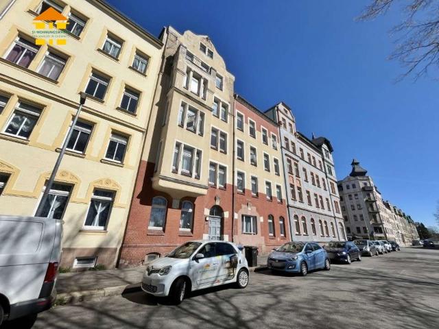 Attraktives Mehrfamilienhaus mit Entwicklungspotenzial – 639m² Wohnfläche & Fernwärmeanschluss