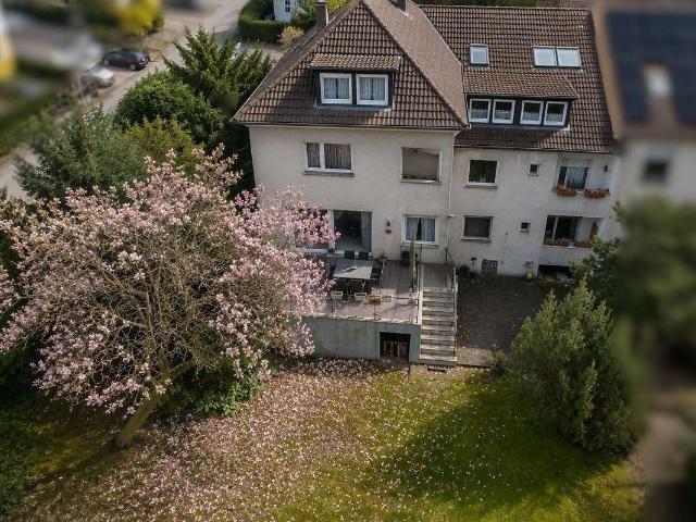Attraktives Mehrfamilienhaus mit Entwicklungspotenzial in Katernberg