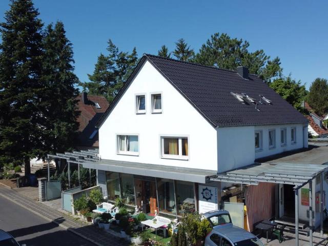 Attraktives Mehrfamilienhaus mit Potenzial für 6 Wohneinheiten!