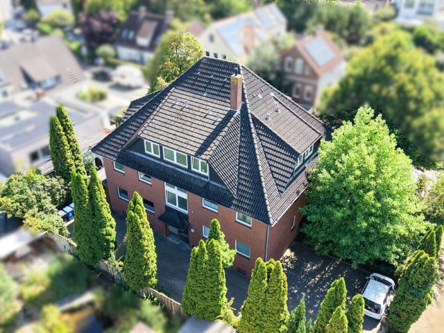 Attraktives Mehrfamilienhaus mit sechs Wohnungen im Bürgereschviertel