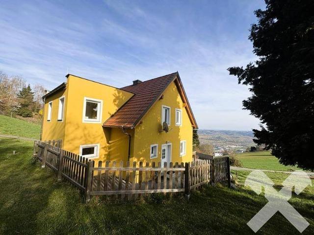 Attraktives, modernisiertes Wohnhaus mit Traum Ausblick in Hartberg am Ring