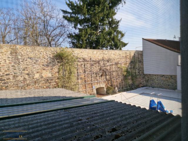 Attraktiver Wohn und Gewerbekomplex mit Pool & Labor in bester Innenstadtlage von Waidhofen an der Thaya Stadtzentrum!