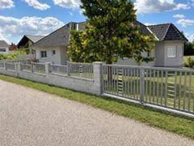 Attraktiver Bungalow mit großem Grundstück!