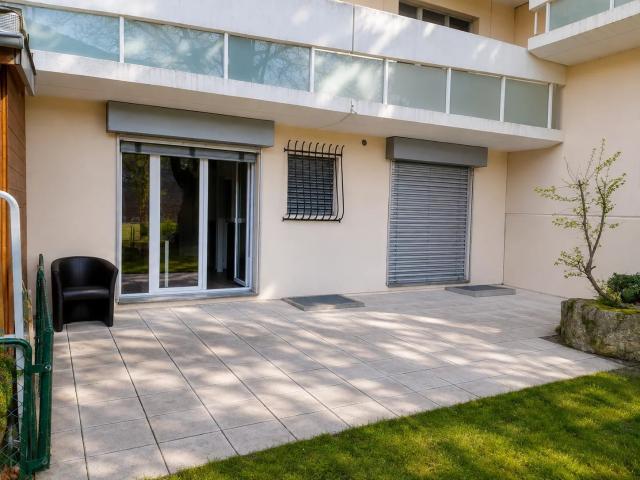 Attraktiver Ertrag in Sierre: renovierte 2,5 Zimmer mit Terrasse