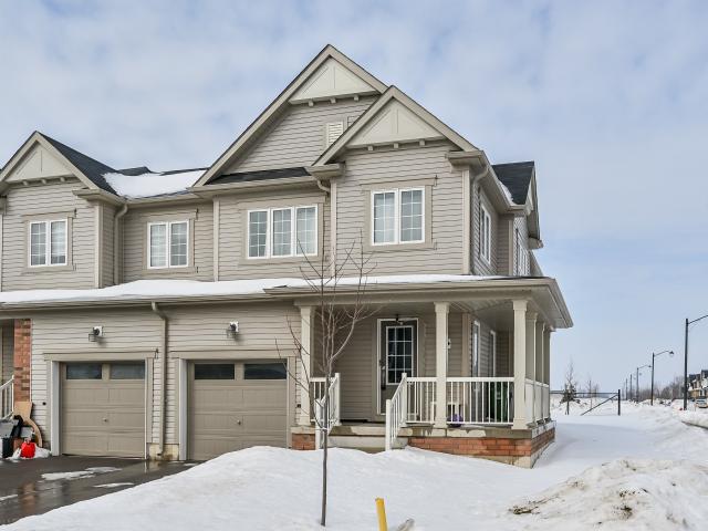 Att/Row/Townhouse Property