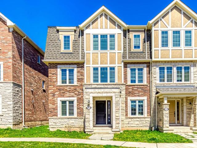 Att/Row/Townhouse Property